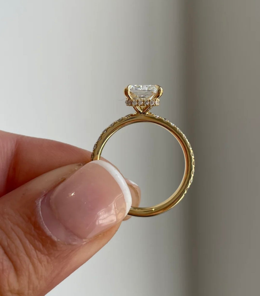 2 ct Radiant Ring with hidden halo and a pavè